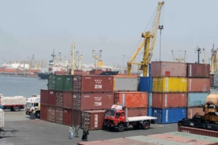 The suspension of traffic at the ports of Alexandria and Dekheila in Egypt due to weather conditions